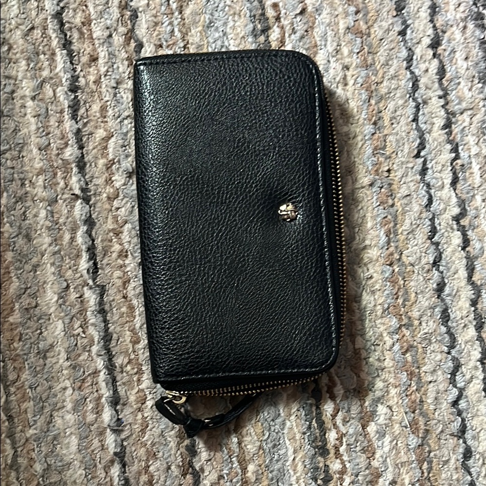 Black Zip Wallet